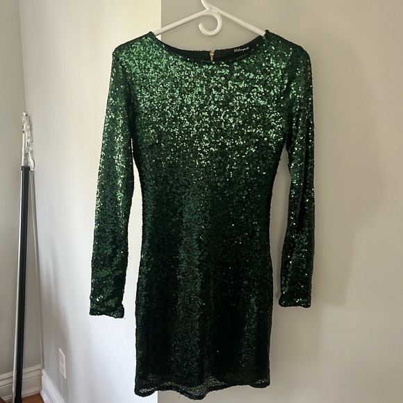 Emerald green sequin minidress - Picture 1 of 2